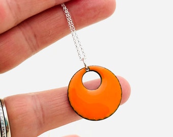 Circle Necklace, Orange Enamel Necklace, Minimalist Cutout Pendant, Retro Necklace, Orange Necklace, Colorful Necklace, Unisex Necklace