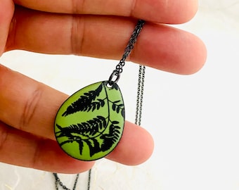 Fern Necklace, Green Fern Pendant, Handmade Jewelry, Fern Jewelry, Enamel Necklace, Gift For Her,  Gift Necklace, Fall Fern  Necklace