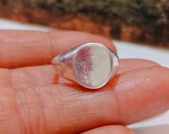 Anillo circular minimalista de plata de ley: banda sencilla hecha a mano, anillo para el pulgar, regalo para ella