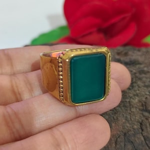 Solid BrassRing,GreenOnyx Signet Ring,HandmadeMen's RingGold Tone RectangularStone Rings, Vintage JewelryUnisex StatementRing Gift