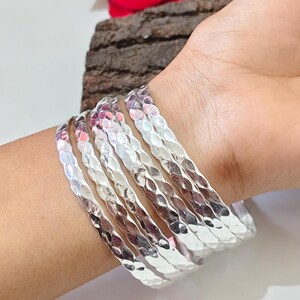 Set di 5 bracciali rigidi in argento, bracciali rigidi in argento sterling 925 massiccio, bracciali spessi e pesanti impilabili, gioielli martellati, regalo