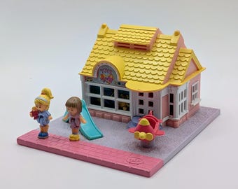 100% Complete Vintage Bluebird Polly Pocket, Toy Shop 1993