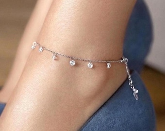 Tobillera de plata de ley con gotas de moissanita • Joyería minimalista y delicada para el pie