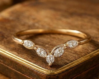 Alianza de boda curva de moissanita • Anillo de plata de ley con diseño de espiga • Anillo apilable Art Déco