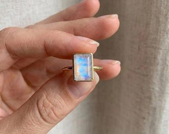 Rainbow Moonstone Ring • Sterling Silver Rectangular Ring • Blue Flash Gemstone Ring • Gold Moonstone Jewelry • Anniversary Gift for Her