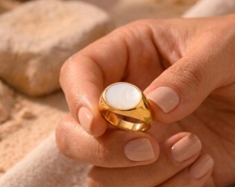 Mother of Pearl Engagement  Ring • Sterling Silver Vermeil Gold Statement Ring • Oval Signet Ring • Elegant Cocktail Ring • Gift for Women's