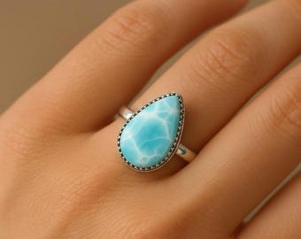 Anillo de pera de larimar • Plata de ley, joyería de piedras preciosas hecha a mano
