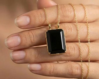 Collar con colgante rectangular de ónix negro natural • Charm minimalista dorado, regalo de aniversario