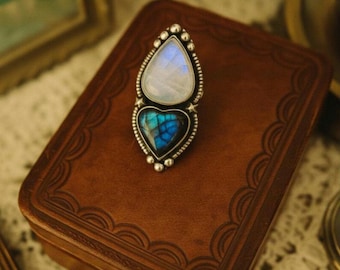 Anillo de doble piedra • Labradorita y piedra lunar arcoíris • Forma de pera/corazón • Anillo de plata hecho a mano para mujer • Regalo para ella