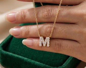 Initial Halskette • Gold Buchstabe Anhänger Halskette • Diamant Initial Halskette • Minimalistischer personalisierter Schmuck • Geschenk für Sie