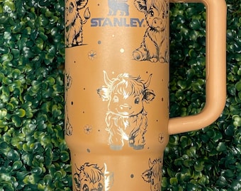 Moo Minnies gravierter Stanley TumblerHighland Kuh Stanley Cup | Spülmaschinenfest