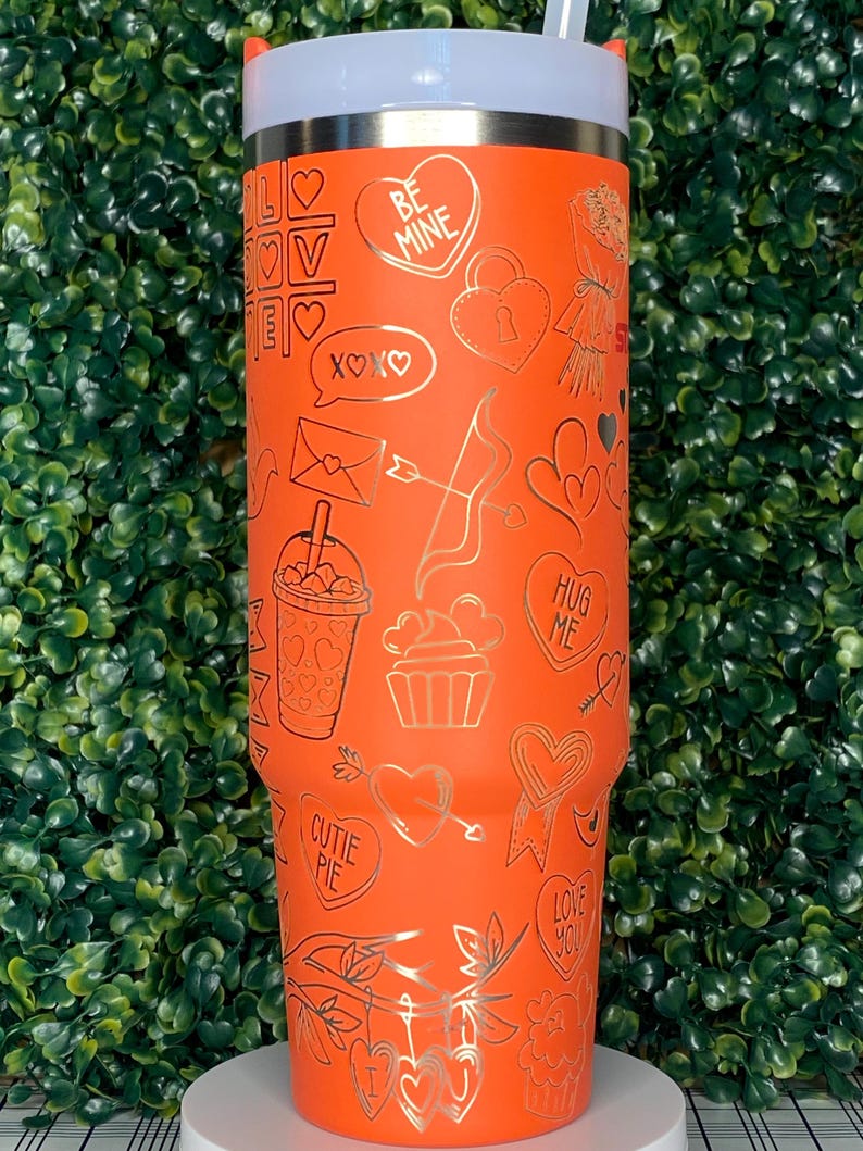 Liebesbriefe & Ballons graviert Stanley Tumbler | Valentinstag Stanley Becher | Herz Amor Laser gravierte Becher | Spülmaschinenfest Bild 5