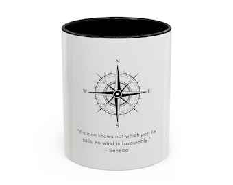 Caneca com Citação Motivacional - Caneca Minimalista com Bússola - Caneca com Citação de Sêneca - Caneca de Motivação Profissional