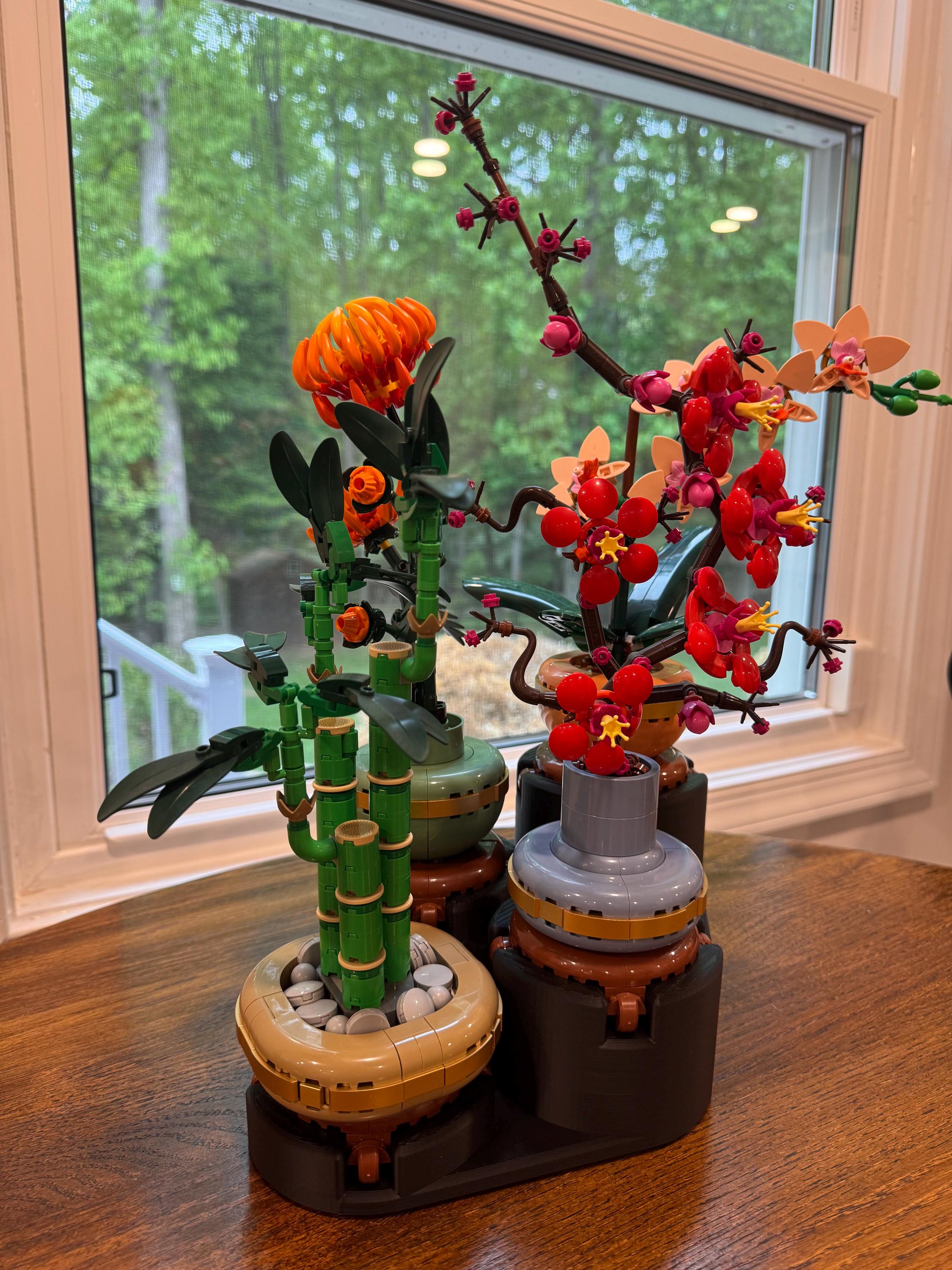 Tiered LEGO Botanical Display Stand | 4-plant Holder for LEGO