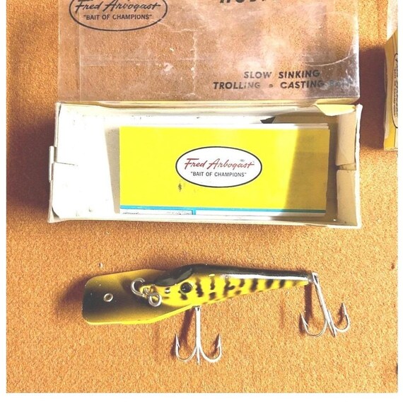 1970 fishing lure 1970s Arbogast Fishing Lure Set Yellow Jitterbug & Hustler w/Pocket Catalogs