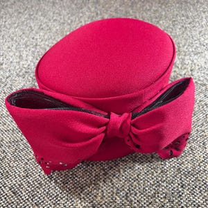 Vintage 1960s Fur Felt Pillbox Hat Pink Black Rhinestone Brooch Jackie O Pink Jackie O Pillbox Hat - Etsy main image 3