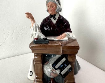 Vintage Royal Doulton Figurine ~ “Schoolmarm” HN 2223