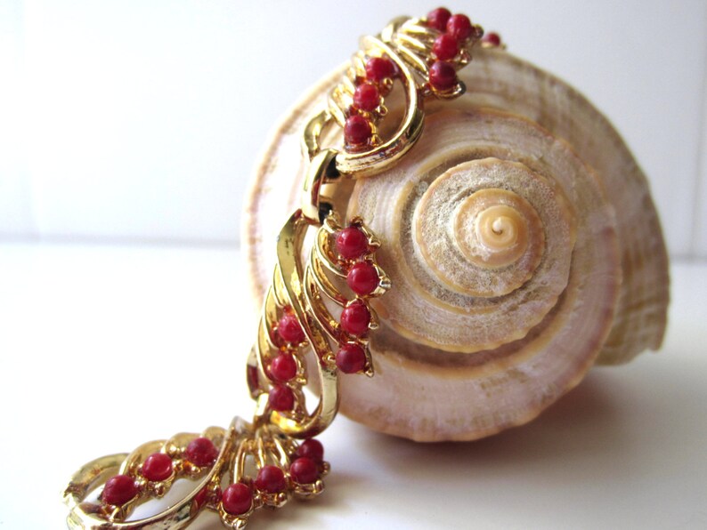 Gold Tone and Red Bead Bracelet image 1