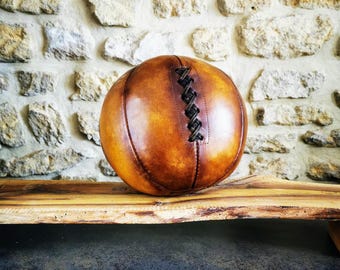 Medecine-ball en cuir de Buffle personnalisable - tannage végétal - style vintage vieilli - Crossfit intensif