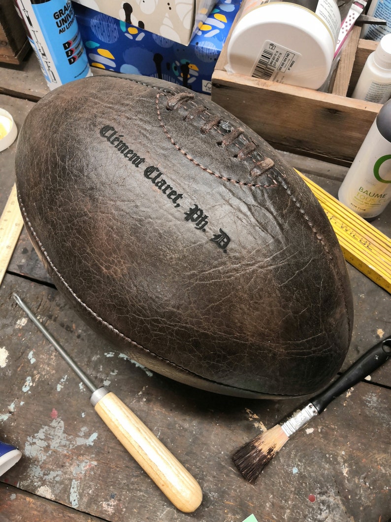 Vintage leather rugby ball dark brown vegetal tanning personnalisation included image 10