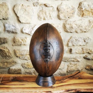 Vintage havana color rugby ball in vegetable-tanned tan leather (free personalisation) Ben et Flo vintage deco - hand made