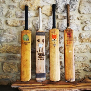 Personalized Old VINTAGE CRICKET BAT 1940s-50s - Custom Engraved Wooden English Willow Bat - Ideal For Cricket Lovers And Sports Enthusiasts