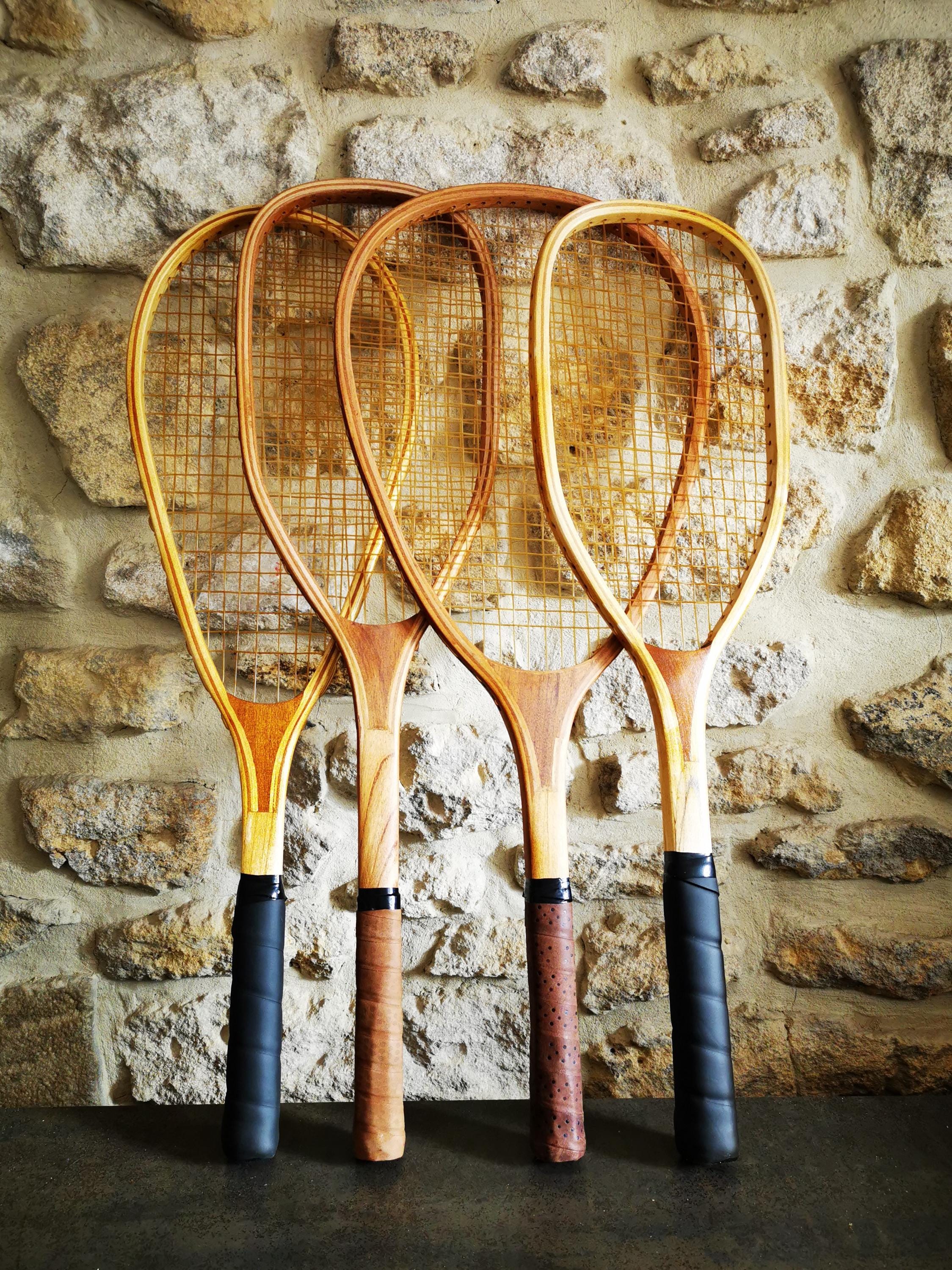 Ancienne raquettes de tennis en bois et sac la Fuma vintage - Décoration