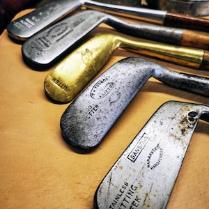 Putter de golf vintage en acier et manche bois | Ancien club de golf rétro collection | Cadeau pour golfeur passionné avec personnalisation