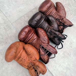 Old leather boxing gloves - organic vegetable tan  - Handmade - Free customized / personalized with your name or your logo