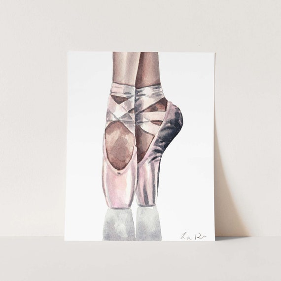 en pointe ballet shoes