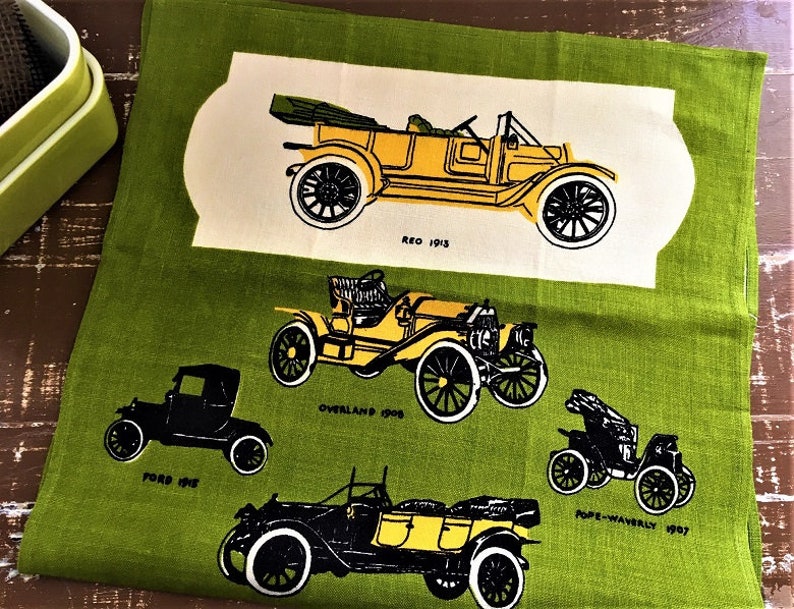NWOT Tammis Keefe Towel ~~ Antique Roadsters Model Ts Vtg