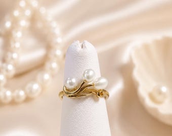10K Gold Freshwater Pearl Pinky Ring, Size 3, Maker’s Mark