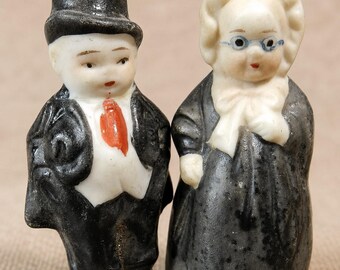 Vintage Bone China Couple Figurines Made in Japan 1940s Pair Frozen