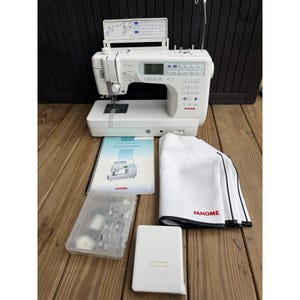 Janome Memory Craft 6600P Prof. Computerized Sewing Machine W/Manual/Accessories