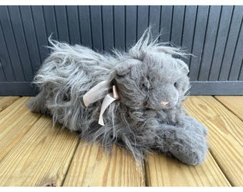 Vintage 1990 Hallmark Heartline Gray Persian Cat Plush Stuffed Animal 16" Long