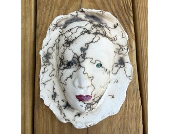 ヴィンテージ粘土アート セラミック製顔の壁掛け抽象彫刻 長さ6インチ