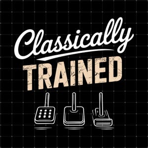 Może przedstawiać: Czarne tło z napisem "Classically Trained" w kolorze białym i beżowym. Poniżej tekstu znajdują się trzy białe rysunki linii pedałów samochodowych. Tło ma subtelny wzór kratki.