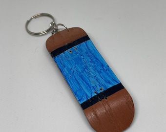 Splinters Blue Oceon Blur Fingerboard Keyring