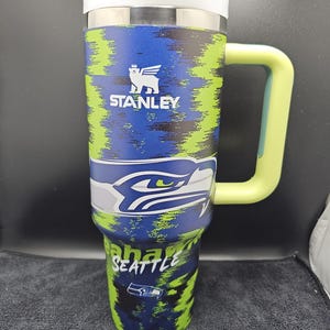 Kubek Seahawks Quencher H2.0 Flowstate 40oz