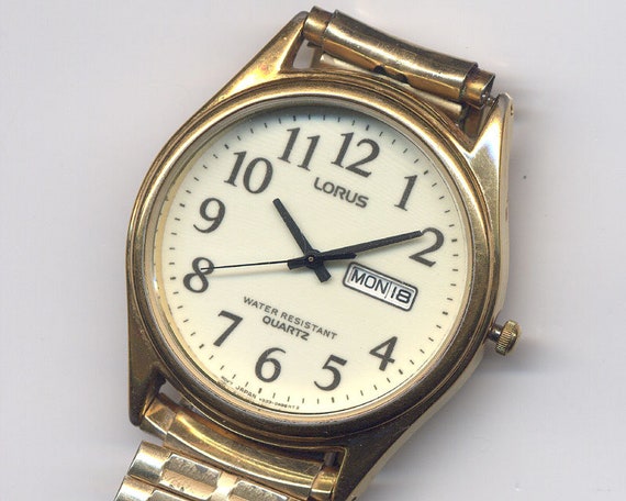 Lorus Reloj de cuarzo analógico deportivo para hombre con pulsera de cuero  RT357GX9, Marrón, Reloj de cuarzo