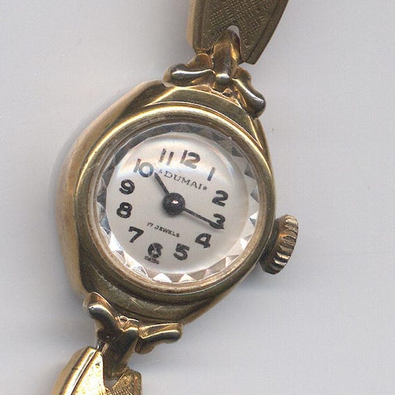Ladies Vintage 17 Jewels Dumai Gold-Tone Watch c1960s