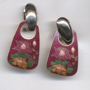 Vintage cloisonné bloem goudkleurige grote drop oorbellen