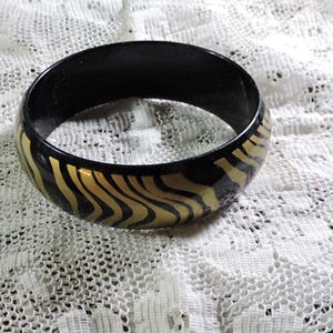 Vintage Lucite Tiger Print Bracelet c1970s