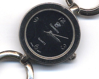 Vintage Ladies Celebrity Chain-Link Quartz Watch c1980s