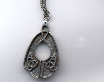 Celtic Love Knot Pendant Necklace c1960s