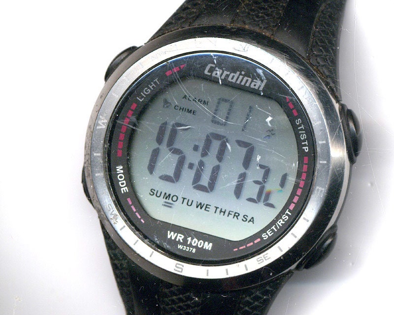 Épinglé sur Montres Digitales