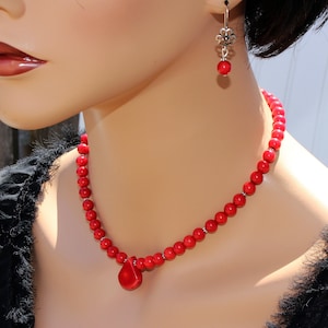 Italian coral choker Red coral statement necklace Teardrop pendant necklace Artisan woman gift