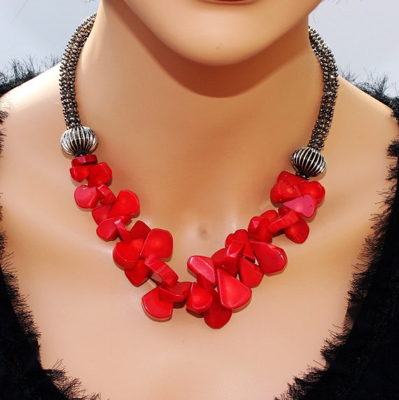 Coral statement sale necklace