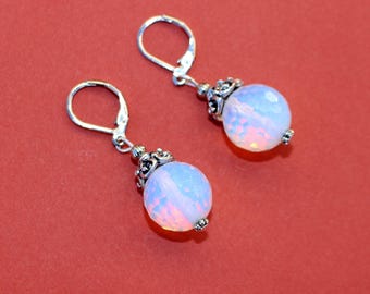 Brincos artesanais de pedra da lua arco-íris, opalita, pingente iridescente, joia exclusiva para casamento, presente artesanal atencioso para mulheres