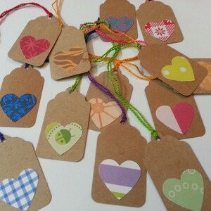 Etiquetas con corazones, Etiquetas de corazón de Kraft, Etiquetas de corazón lindo, Etiquetas de regalo del corazón, Etiquetas de favor del corazón, Etiquetas de favor de la boda, Etiquetas de favor de fiesta, Etiquetas colgantes 24pc